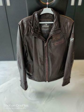 Lederen vest vanguard beschikbaar voor biedingen