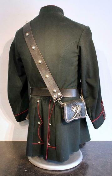 IK ZOEK Belgische Brandweeruniformen voor 1940 beschikbaar voor biedingen