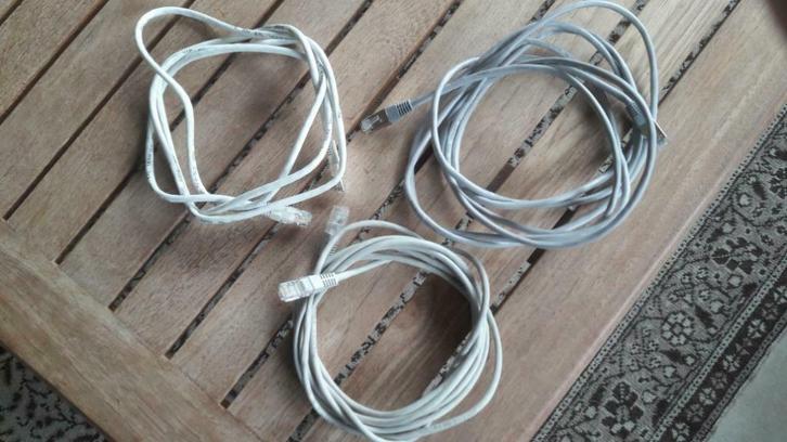 Lot de 5 câbles réseau, Informatique & Logiciels, Pc & Câble réseau, Utilisé, Enlèvement ou Envoi