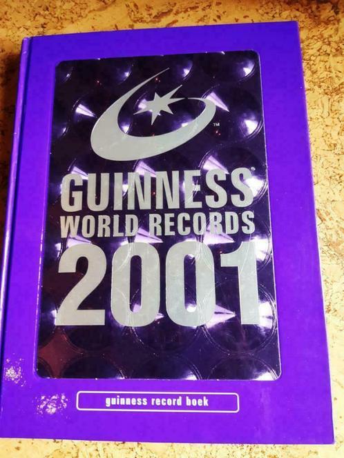 Guinness World Records 2001, Livres, Cinéma, Tv & Médias, Utilisé, Médias, Enlèvement ou Envoi