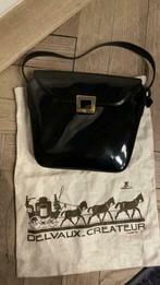 Delvaux vintage tasje, vernis brilliant zwart leer.