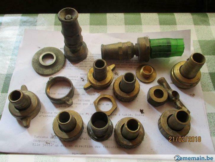 Anciennes accessoires de robinet en cuivre, Tuin en Terras, Hand-tuingereedschap, Gebruikt, Ophalen of Verzenden