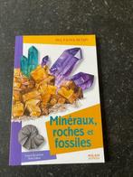 Minéraux roches et fossiles, Livres, Enlèvement, Comme neuf