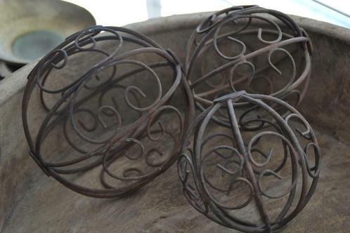 DRAADBOL-DRAADBAL~ ijzer roest~ LANDELIJK STOER, Huis en Inrichting, Woonaccessoires | Overige, Nieuw, Ophalen of Verzenden