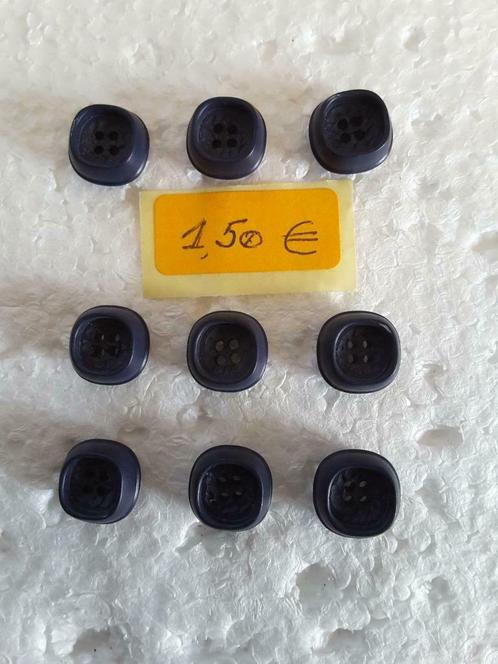 partij van 9 knopen 12 mm dik. 6 mm 4 gaten marineblauw B912, Hobby en Vrije tijd, Naaien en Fournituren, Nieuw, Knoop of Knopen