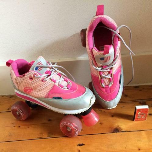Pink roze disco rollerskates maat 40 saturdaynightfever, Sport en Fitness, Skeelers, Gebruikt, Overige merken, Ophalen of Verzenden