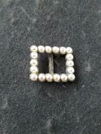 Boucle de ceinture 22 x 18 mm avec 18 perles blanches, Hobby & Loisirs créatifs, Couture & Fournitures, Enlèvement ou Envoi, Neuf