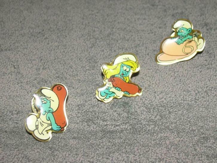 3 épingles Les Schtroumpfs / Peyo, Collections, Broches, Pins & Badges, Comme neuf, Insigne ou Pin's, Figurine, Enlèvement ou Envoi