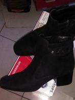 chaussures femmes  T38 noires neuves nubuck, Parfois.com, Noir, Enlèvement ou Envoi, Boots et Botinnes