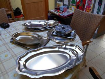 Set inox 18/10 schalen beschikbaar voor biedingen