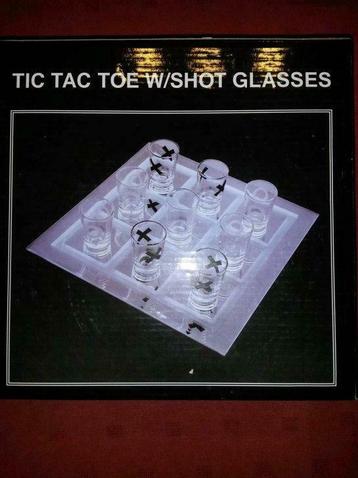 shot glasses : spel OXO tic tac toe, Enlèvement ou Envoi, Neuf, Verre ou Verres