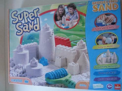 SuperSand/Speelzand Kasteel, Kinderen en Baby's, Speelgoed | Educatief en Creatief, Zo goed als nieuw, Knutselen, Bouwen, Ontdekken