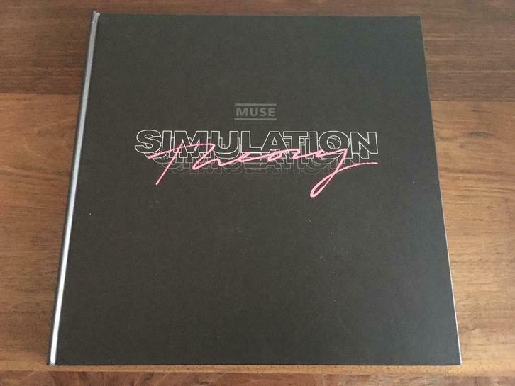 2Cd+2LP Box Muse Simulation Theory TRANSPARANT Vinyl ZGAN, CD & DVD, CD | Pop, Comme neuf, 2000 à nos jours, Coffret, Enlèvement ou Envoi