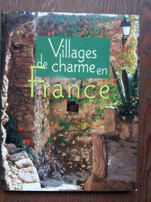 Livre Villages de charme en France, Tabinski, Livres, Romans, Comme neuf, Enlèvement ou Envoi