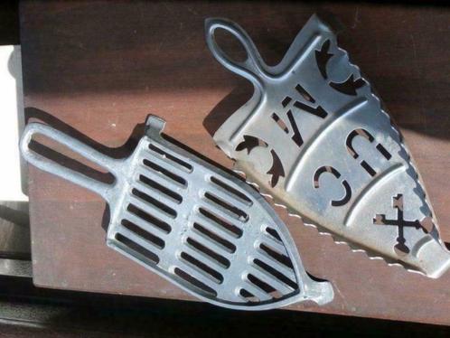 2 Antieke strijkijzeronderzetters, Antiek en Kunst, Curiosa en Brocante, Ophalen of Verzenden
