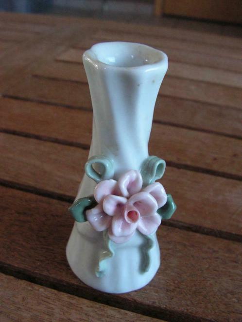 Très petit vase, Maison & Meubles, Accessoires pour la Maison | Vases, Comme neuf, Blanc, Moins de 50 cm, Poterie ou Porcelaine