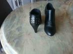 Hoge dames schoenen of korte laarsjes, Ophalen of Verzenden, Zo goed als nieuw, Zwart