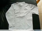 Magnifique chemise blanche lignée grise.5ans, Enfants & Bébés, Chemise ou À manches longues, Utilisé, Garçon, Enlèvement ou Envoi