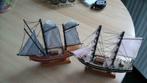 paire de maquettes "bateaux à voiles" H: 20 x 20 cm  vintage, Maison & Meubles, Accessoires pour la Maison | Autre, Comme neuf