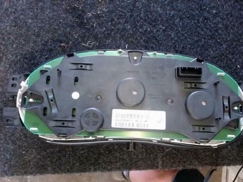 snelheidsmeter dacia dokker 24810194r, Auto-onderdelen, Dashboard en Schakelaars, Dacia, Gebruikt, Ophalen of Verzenden