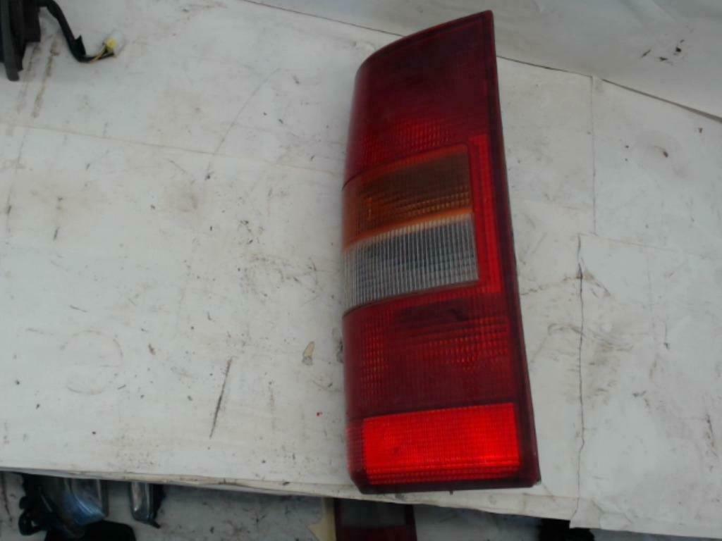 feu arriere gauche peugeot expert 1, Ophalen, Gebruikt, Peugeot