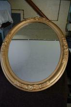 Oude ovale spiegel in gouden kleur., Antiek en Kunst, Ophalen of Verzenden, Ovaal, Minder dan 50 cm, Minder dan 100 cm