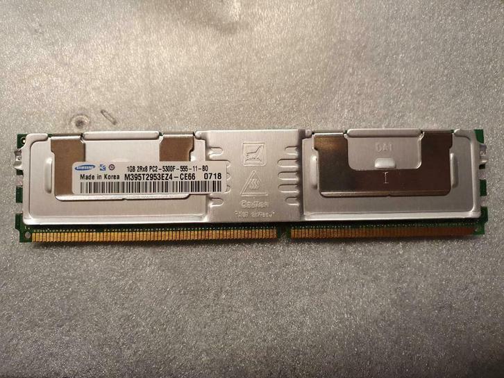 Samsung barrettes mémoire RAM 1GB DDR2. Pour serveur., Computers en Software, RAM geheugen, Gebruikt, Server, DDR2, Ophalen of Verzenden