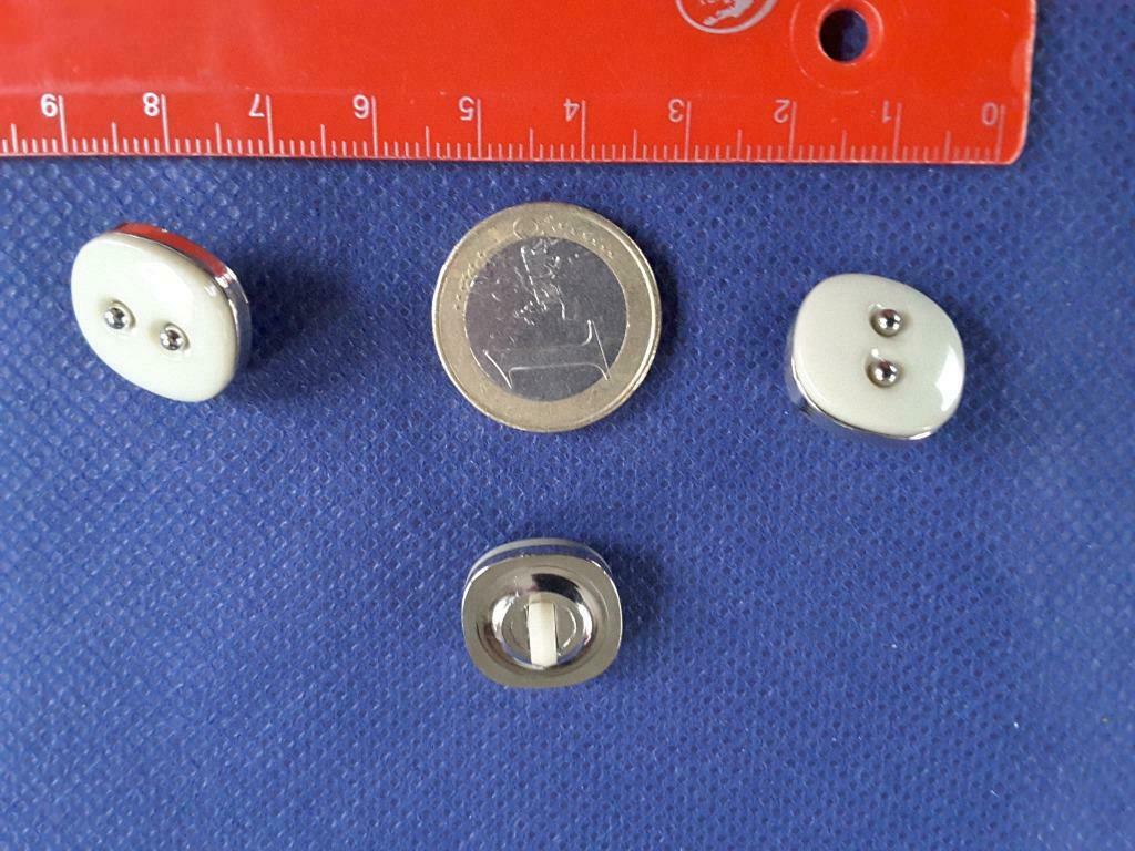 vierkante knopen 16 mm lichtgrijs en zilver met schacht B161, Ophalen of Verzenden, Nieuw