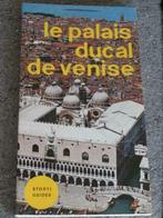 Le Palais Ducal de Venice(pocket), Gelezen, Ophalen of Verzenden, Europa, Reisgids of -boek