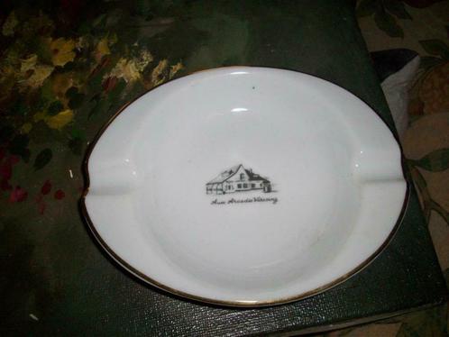 cendrier publicitaire porcelaine BAUDOUR, Verzamelen, Rookartikelen, Aanstekers en Luciferdoosjes, Gebruikt, Asbak, Ophalen of Verzenden