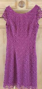 Donkerroze gevoerde jurk korte mouw V-rug Steps maat 36, Kleding | Dames, Jurken, Ophalen of Verzenden, Zo goed als nieuw, Knielengte