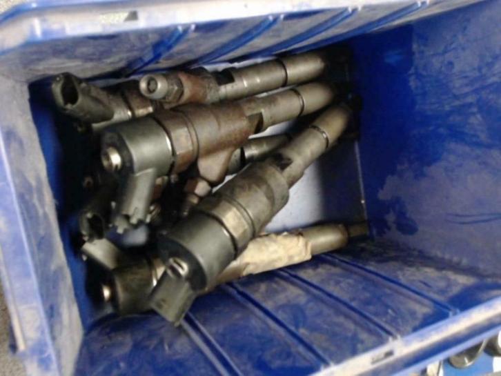 injecteurs bosch 0445100062 psa, Autos : Pièces & Accessoires, Moteurs & Accessoires, Citroën, Peugeot, Enlèvement ou Envoi