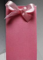 Boîte à dragées modèle haut rose pastel - 25 pièces pour 5€, Enlèvement ou Envoi, Cadeau d'accouchement, Neuf