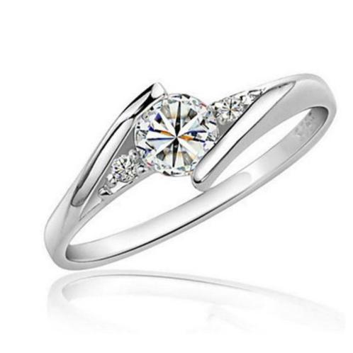 Ring Imitation Diamond Love Elegant Zircon, Bijoux, Sacs & Beauté, Bagues, Neuf, Enlèvement