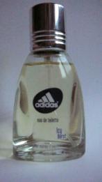 Adidas : EDT spray driehoekig glazen flesje Adidas Icy Burst, Collections, Parfums, Bouteille de parfum, Plein, Utilisé, Envoi