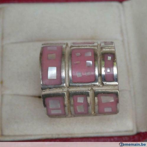925 zilveren ring, roze emaille en parelmoer ingelegd, Handtassen en Accessoires, Ringen, Gebruikt, Dame, 19 tot 20, Zilver, Zilver