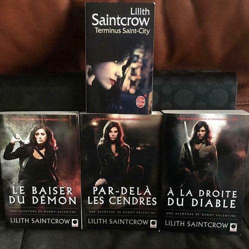 Livres de Lilith Saintcrow, Livres, Fantastique
