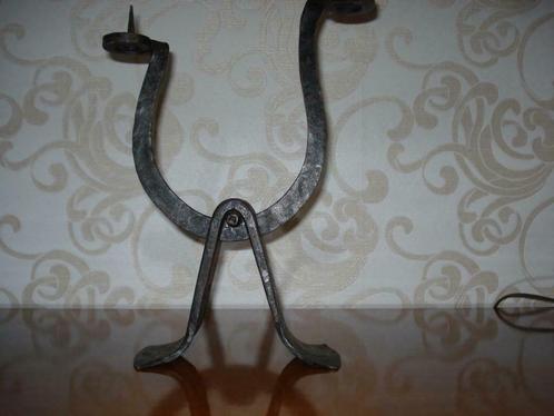 Smeedijzeren kandelaar gemaakt door kunstsmid, Antiek en Kunst, Curiosa en Brocante, Ophalen