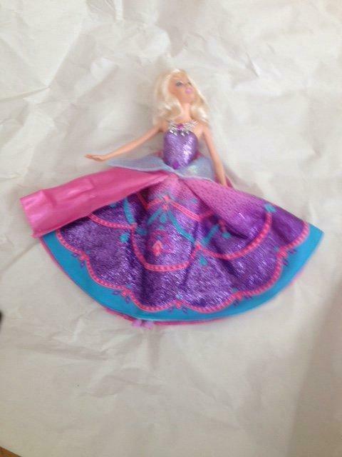 ② BARBIE Princesse aux ailes de cristal — Jouets