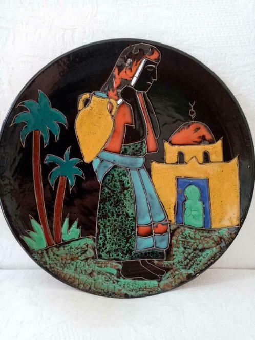 Grande Assiette murale céramique de  Nabeul/Tunisie 32cm, Antiquités & Art, Antiquités | Céramique & Poterie, Enlèvement ou Envoi