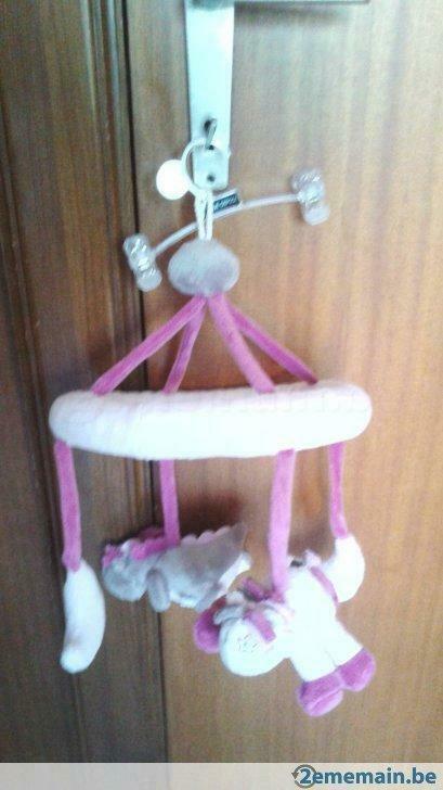 Mobile Victoria et Lucie Noukie's, Enfants & Bébés, Enfants & Bébés Autre, Utilisé, Enlèvement ou Envoi