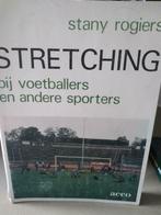 Boek: Stretching bij voetballers en andere sporters, Boeken, Gelezen, Overige sporten, Ophalen of Verzenden