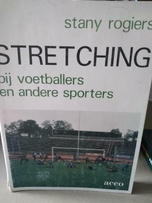 Livre : Stretching avec des footballeurs et autres sportifs, Livres, Livres de sport, Utilisé, Autres sports, Enlèvement ou Envoi