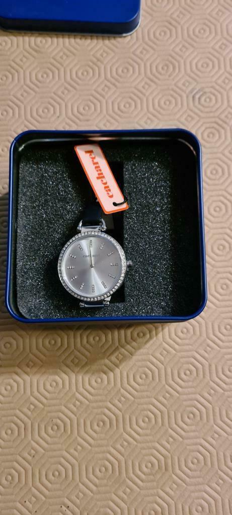 Montre discount femme cacharel