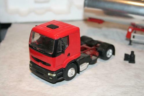 Renault Truck met oplegger 1/43 Lbs, Hobby & Loisirs créatifs, Voitures miniatures | 1:43, Comme neuf, Bus ou Camion, Autres marques