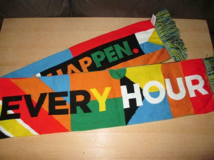 Sjaal songfestival Dinge Dong Every Hour Rotterdam 2021, Kleding | Dames, Mutsen, Sjaals en Handschoenen, Nieuw, Sjaal, Ophalen of Verzenden