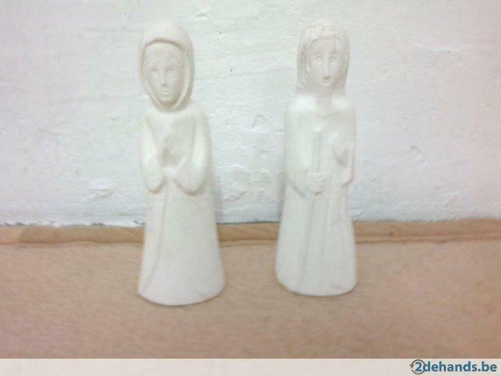 witte stenen heiligenbeeldjes, 22 cm hoog, Antiek en Kunst, Kunst | Beelden en Houtsnijwerken, Ophalen of Verzenden