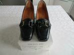 NOUVELLES chaussures VOLTAN pointure 39
