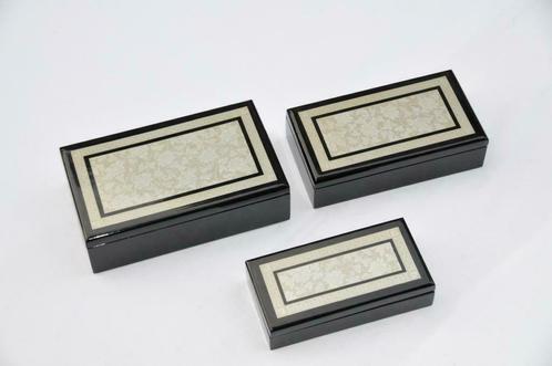 Set de 3 boîtes rectangulaires en bois laqué F377, Antiquités & Art, Art | Peinture | Moderne, Enlèvement ou Envoi