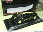 1:43 Minichamps McLaren F1 GTR zwart/geel roadcar, Enlèvement ou Envoi, Neuf, Voiture